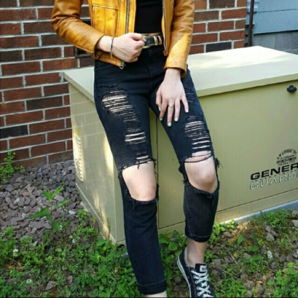 Carmar Black Destroyed Jeans